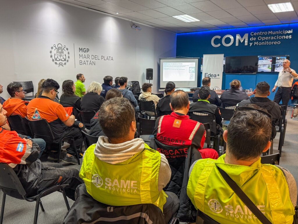El Municipio continúa capacitándose para mejorar la respuesta a los vecinos