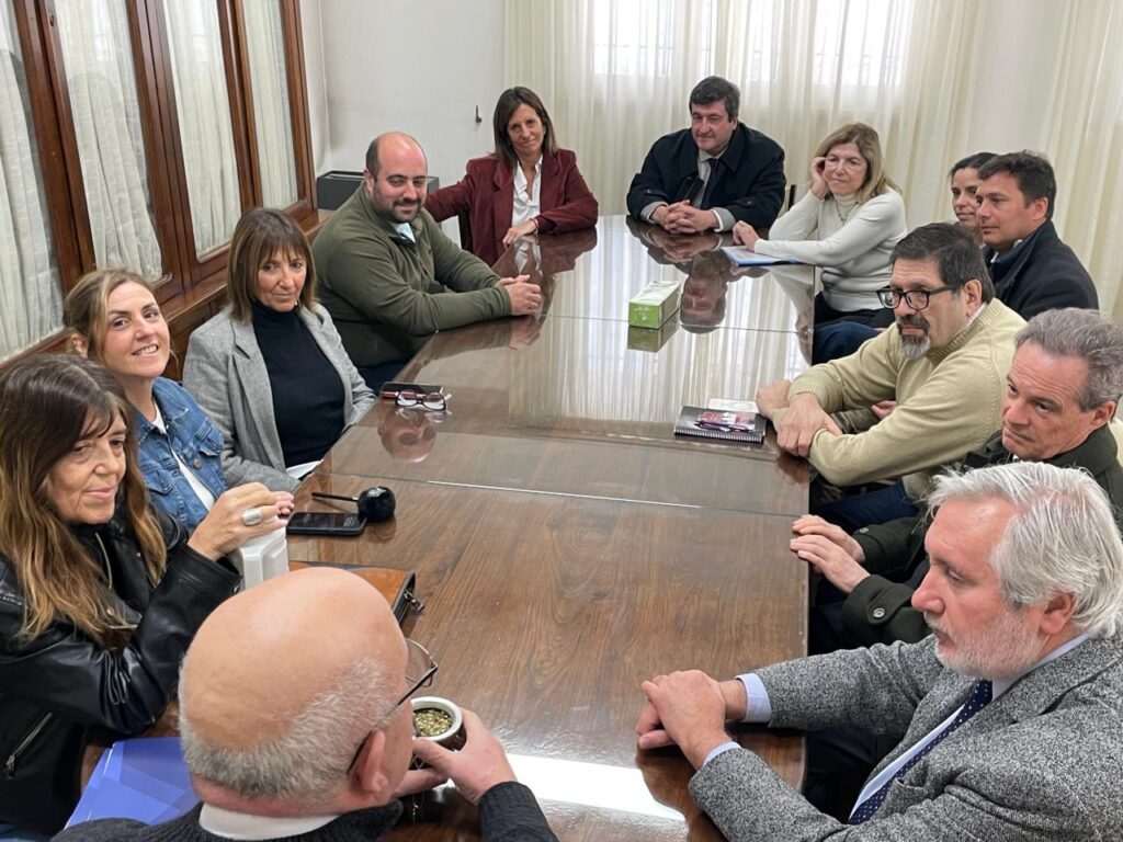 Acercar la Justicia a los barrios: convenio entre el Ministerio Público, el Obispado y los Hogares de Cristo
