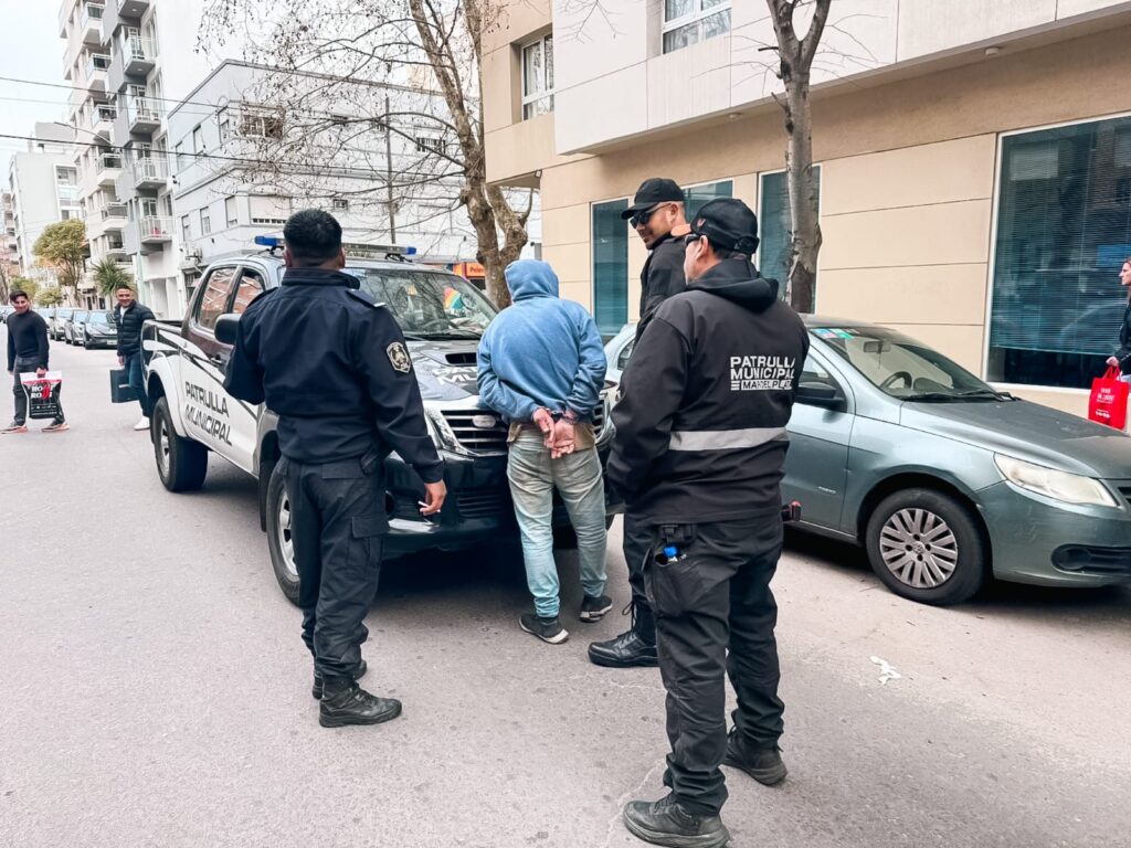 La Patrulla Municipal intervino en la aprehensión de un trapito alcoholizado en la vía pública