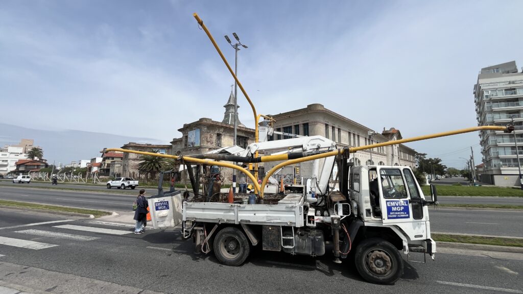 Renovaron uno de los semáforos más chocados de Mar del Plata