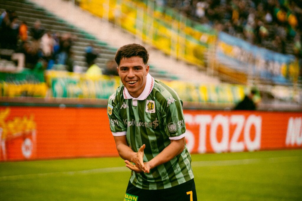 Aldosivi se impuso frente a Huracán y toma aire