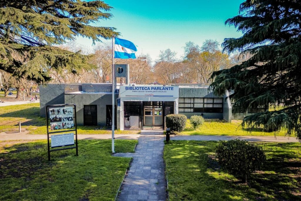Visitas educativas, talleres y seminarios: la Biblioteca Parlante abre su programación de noviembre