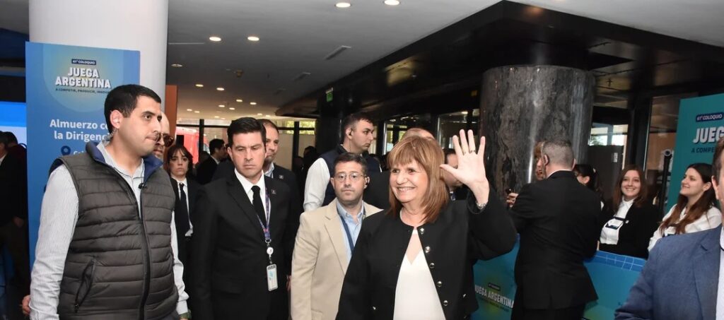 Bullrich en Mar del Plata cargó contra los gobernadores: «Cada diez minutos piden plata»