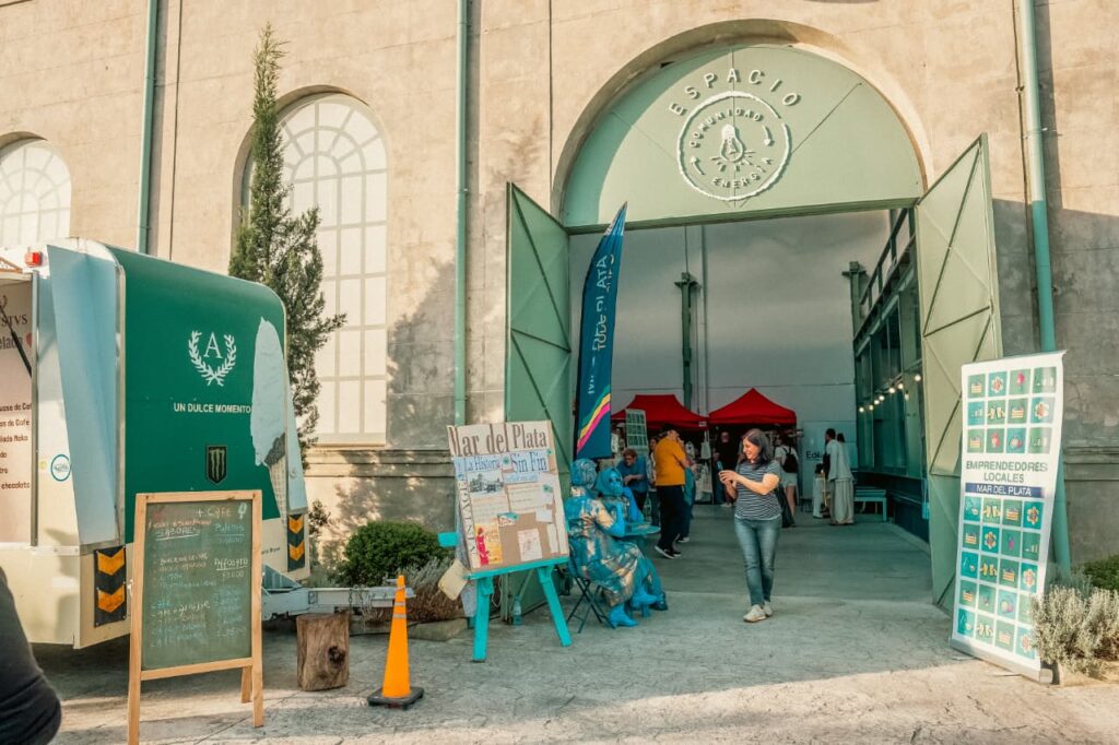 Más de 50 emprendedores locales participaron de la primera edición de El Mercadito MDP
