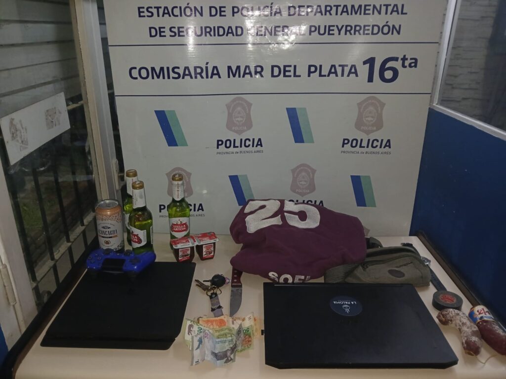 Lo pescó saliendo de su casa con sus pertenencias: aprehendido