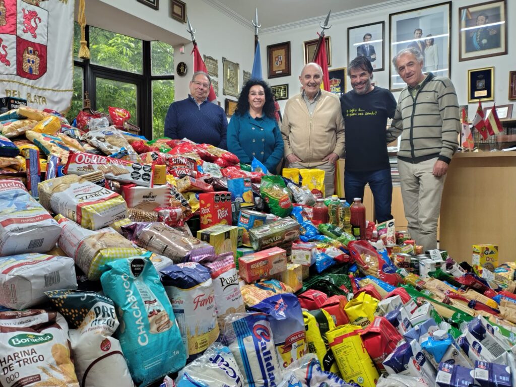 El Festival de Cine Español Solidario reunió carca de media tonelada de alimentos para distintos barrios de Mar del Plata