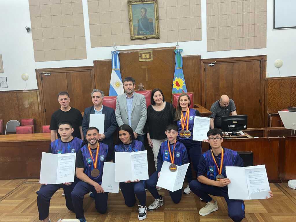Destacados deportistas marplatenses fueron agasajados en el HCD por su participación en un Mundial de Taekwondo