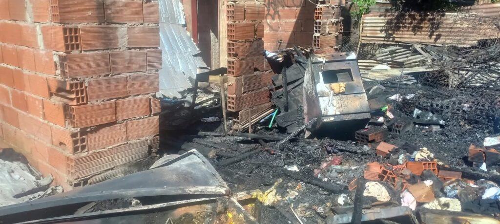 Tragedia y solidaridad en Mar del Plata: un incendio dejó a una familia sin hogar y necesita ayuda