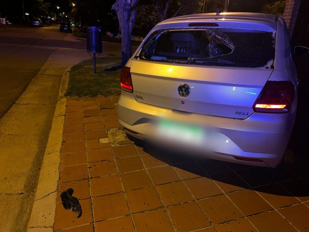 Robaruedas: cayó con una barreta y un cuchillo en la mano