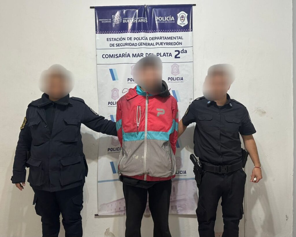No aceptó que la novia terminó la relación, agredió a la policía y terminó aprehendido