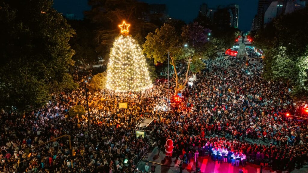 Los buzones antiguos dispuestos por el Municipio recibieron este año cerca de 12 mil cartas para Papá Noel