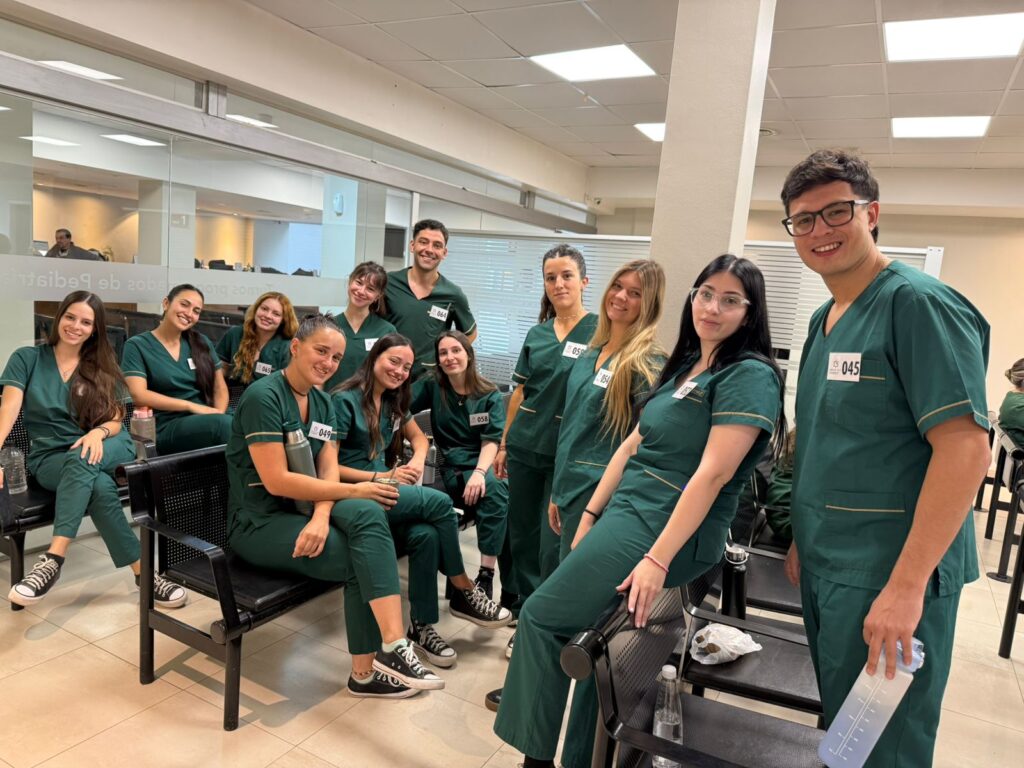 Fuerte crecimiento de los jóvenes que se vuelcan a la carrera de medicina en la UNMDP: más de 200 egresados en 2025