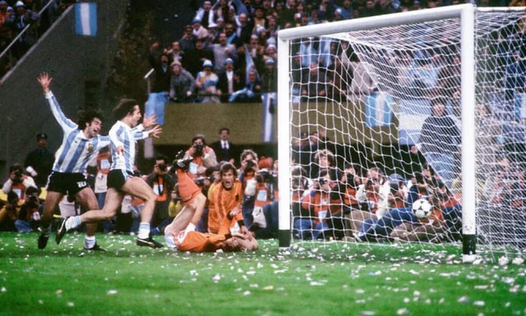 En Villa Mitre se inaugura la muestra temporaria sobre el Mundial 78 en la ciudad