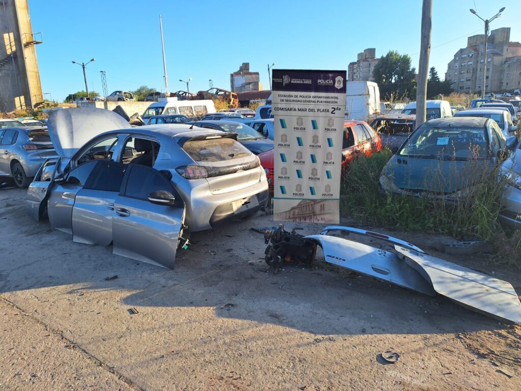 Clausuraron otro desarmadero ilegal y recuperaron un auto, un motor y autopartes de vehículos robados