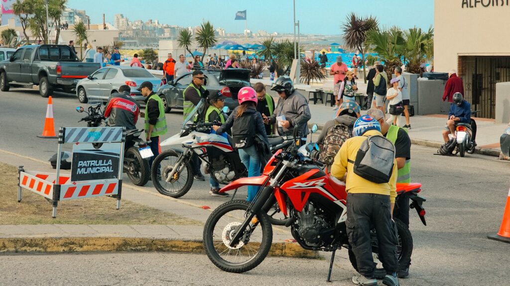 «Basta de joder con la motito al corte»: el Municipio secuestró 300 motos por distintas infracciones durante enero