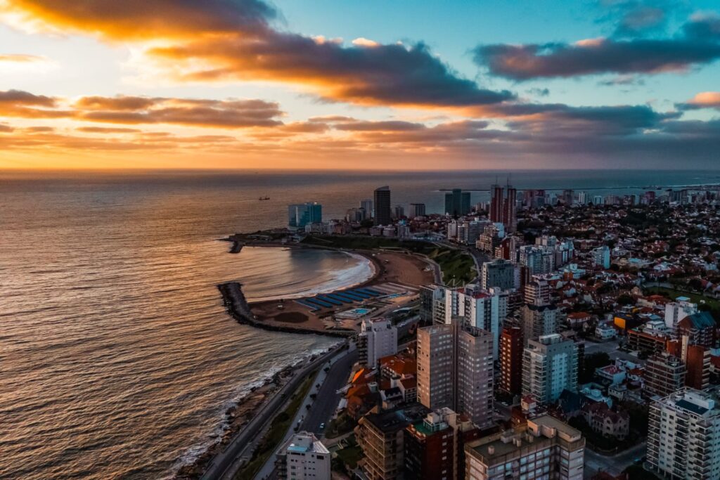 Cómo funcionarán las guardias este martes por el aniversario de Mar del Plata
