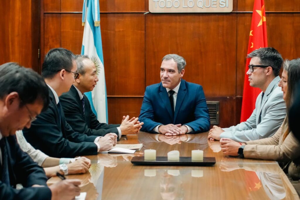 El Intendente recibió al Embajador de la República Popular China