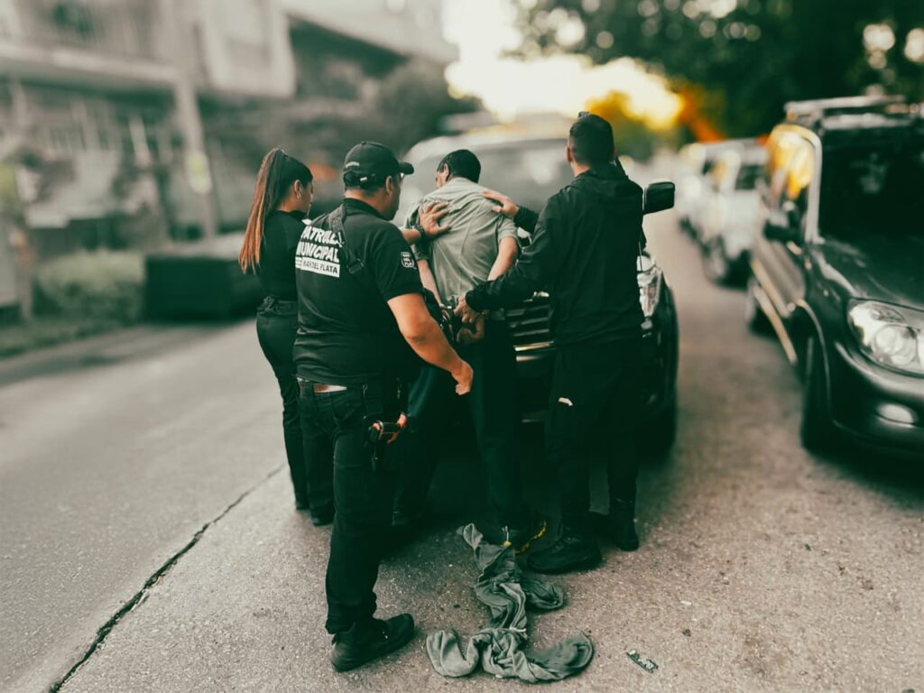 Trapito alcoholizado generó disturbios en la Gruta de Lourdes y amenazó a una vecina