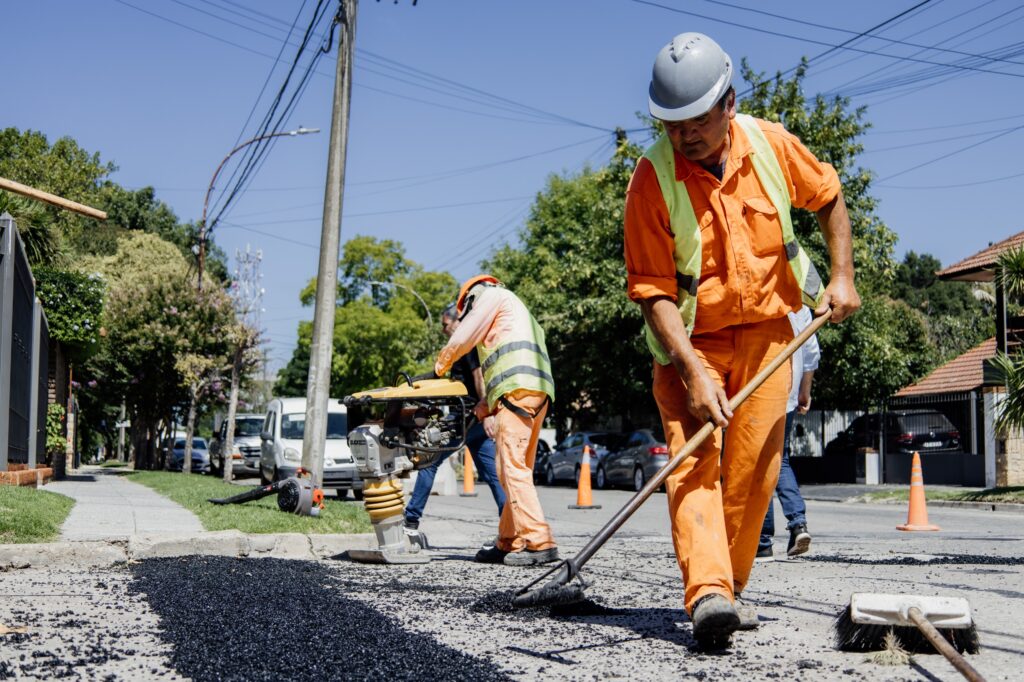Bacheo Express, a full: el Municipio avanza con trabajos viales en distintos puntos de Mar del Plata