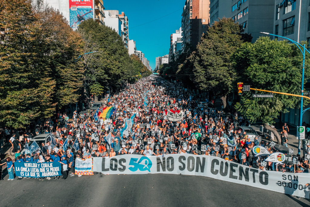 Memoria, verdad y justicia: Mar del Plata movilizó a más de 100.000 personas a 50 años el Golpe de Estado
