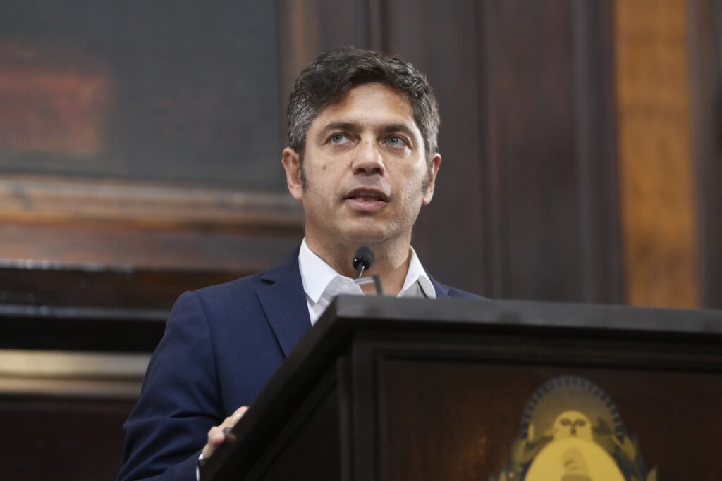 Apertura de la Asamblea provincial: Kicillof acusó a Milei de «ejecutar un plan de destrucción masiva de industrias»