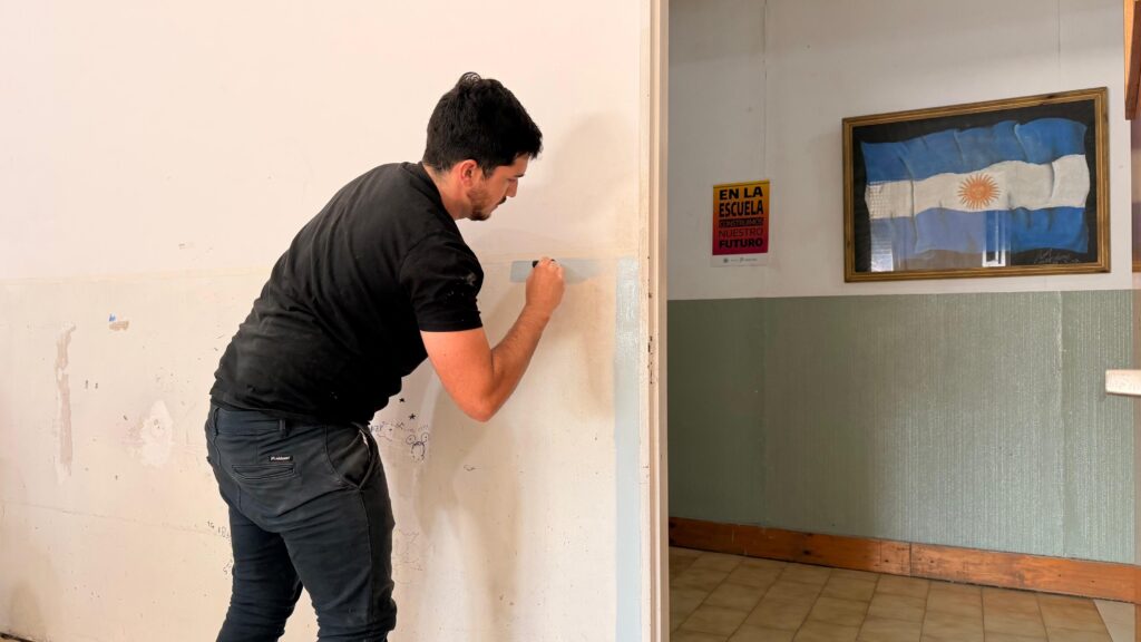 Más de 50 voluntarios se sumaron al programa “Buen Comienzo” para mejorar escuelas y jardines locales