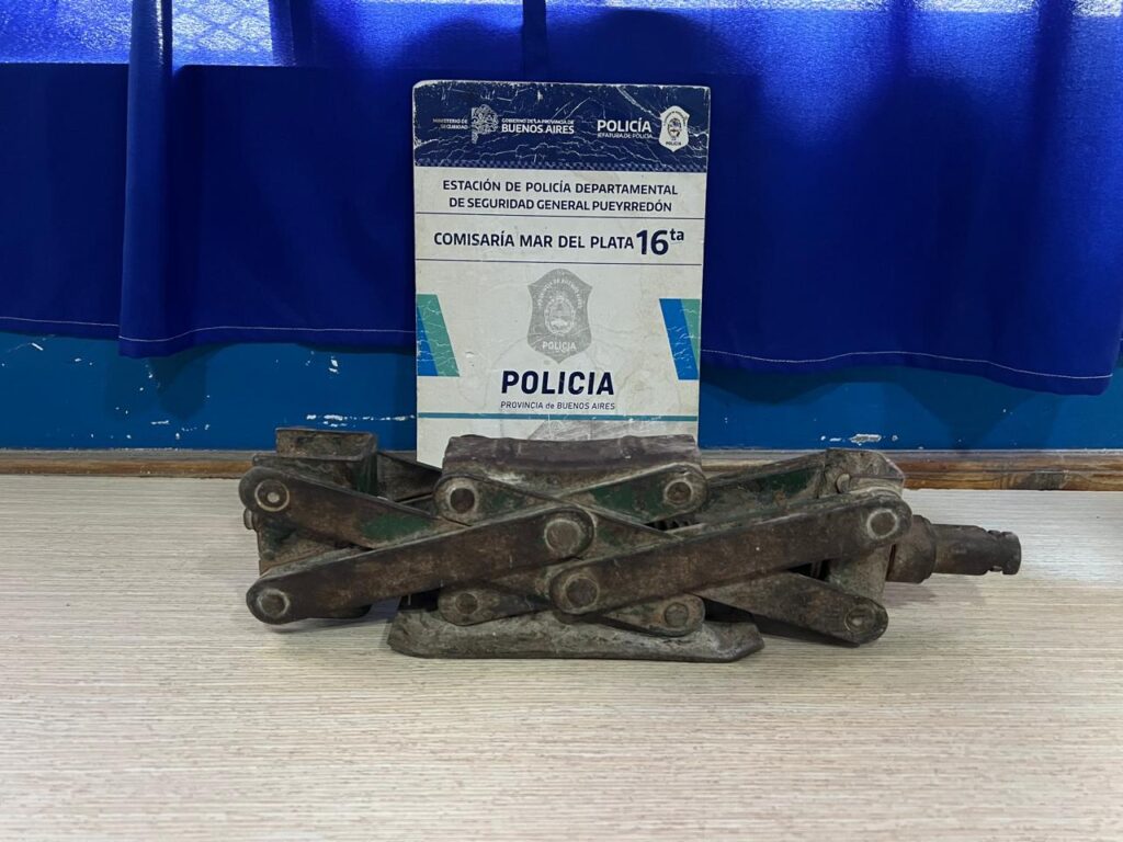 Cayeron dos peligrosos delincuentes tras un robo y el incendio de la casa de una de sus víctimas