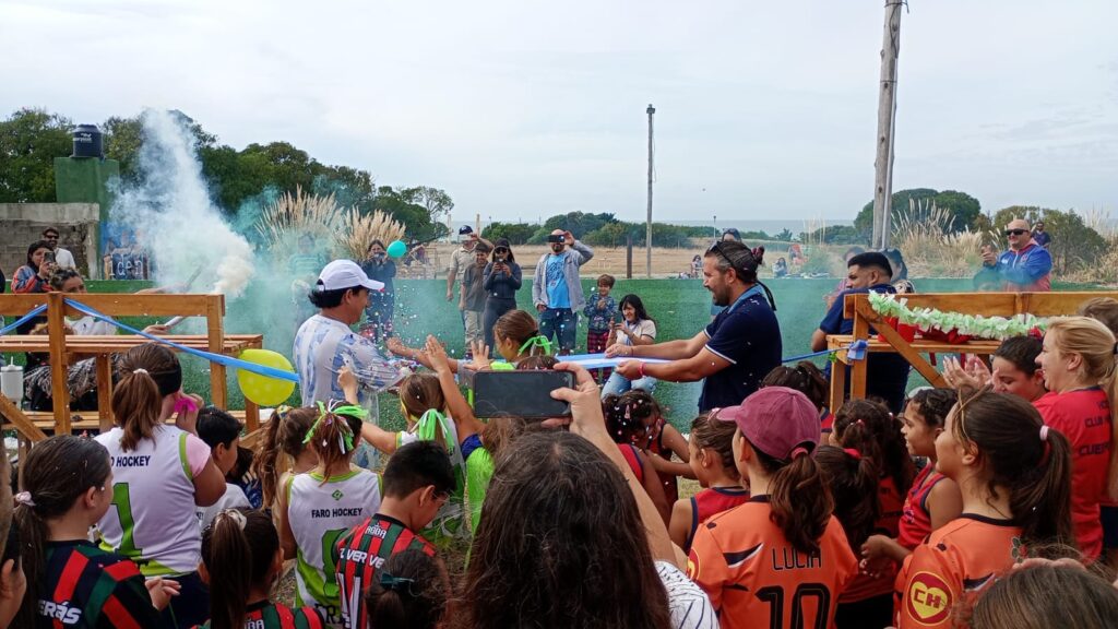 Se realizó el Primer Encuentro del año de Hockey Social en el Faro de la Memoria