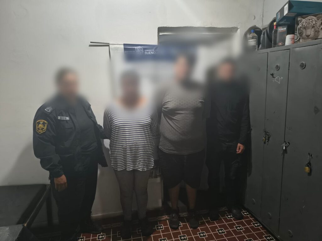 Un comerciante redujo a una pareja de delincuentes que cometieron estafas por casi dos millones de pesos