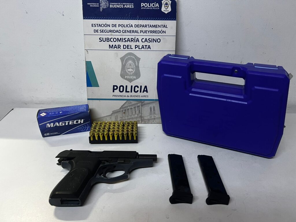 Estaba armado y amenazó de muerte a su pareja hasta que llegó la policía