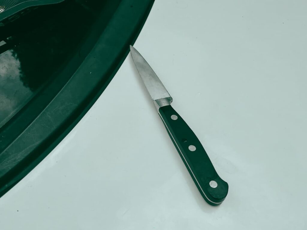 Quisieron identificarlo y sacó un cuchillo en pleno centro