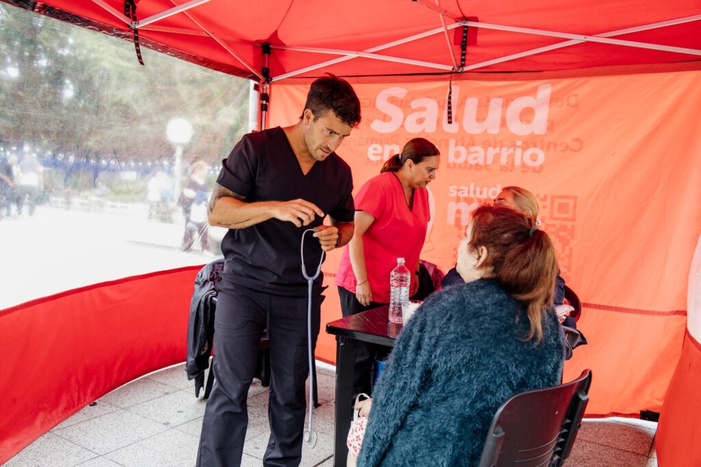 Más de 1.200 profesionales y estudiantes eligieron formarse en los Centros de Atención Primaria de la Salud