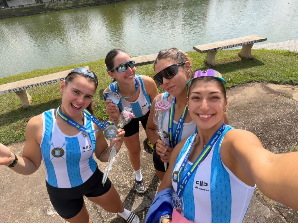 Salas logró una medalla de plata de remo en Brasil