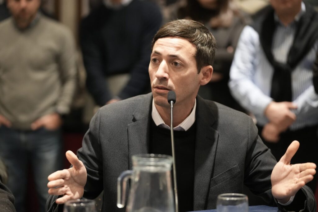 Bordaisco pidió “suspender la ejecución del concurso impulsado por la Provincia en Punta Mogotes”