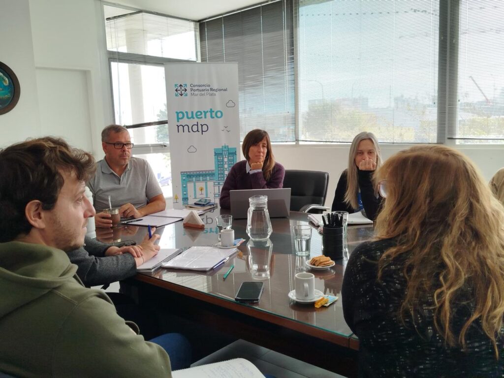 El Consorcio Portuario recibe importantes visitas para avanzar con el programa Puertos Azules