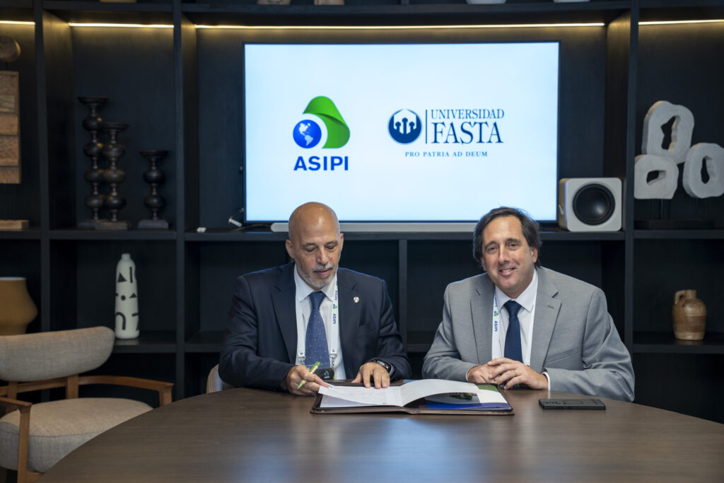 FASTA y ASIPI firman convenio para fortalecer la formación y el desarrollo de la propiedad intelectual en Latinoamérica