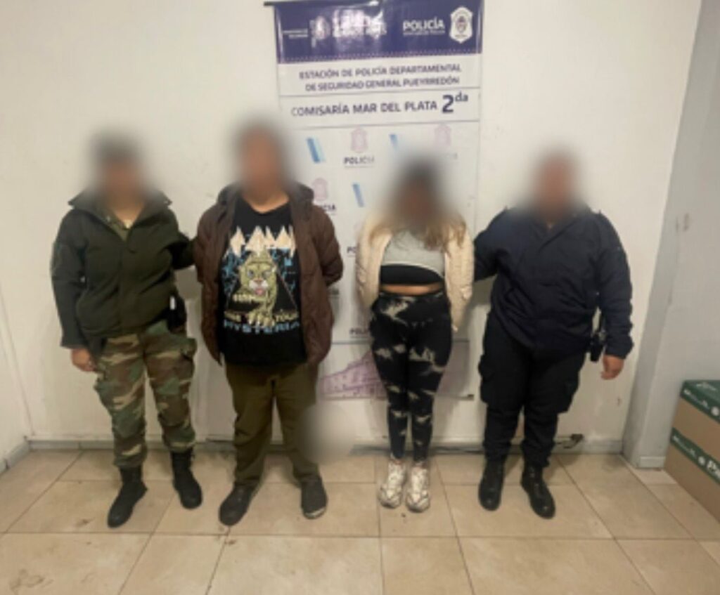 Dos hermanas protagonizaron destrozos en un local y terminaron aprehendidas