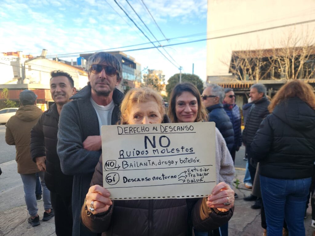 Vecinos de Playa Grande reclamaron por «seguridad, nocturnidad y controles en la zona»: «No da para más»