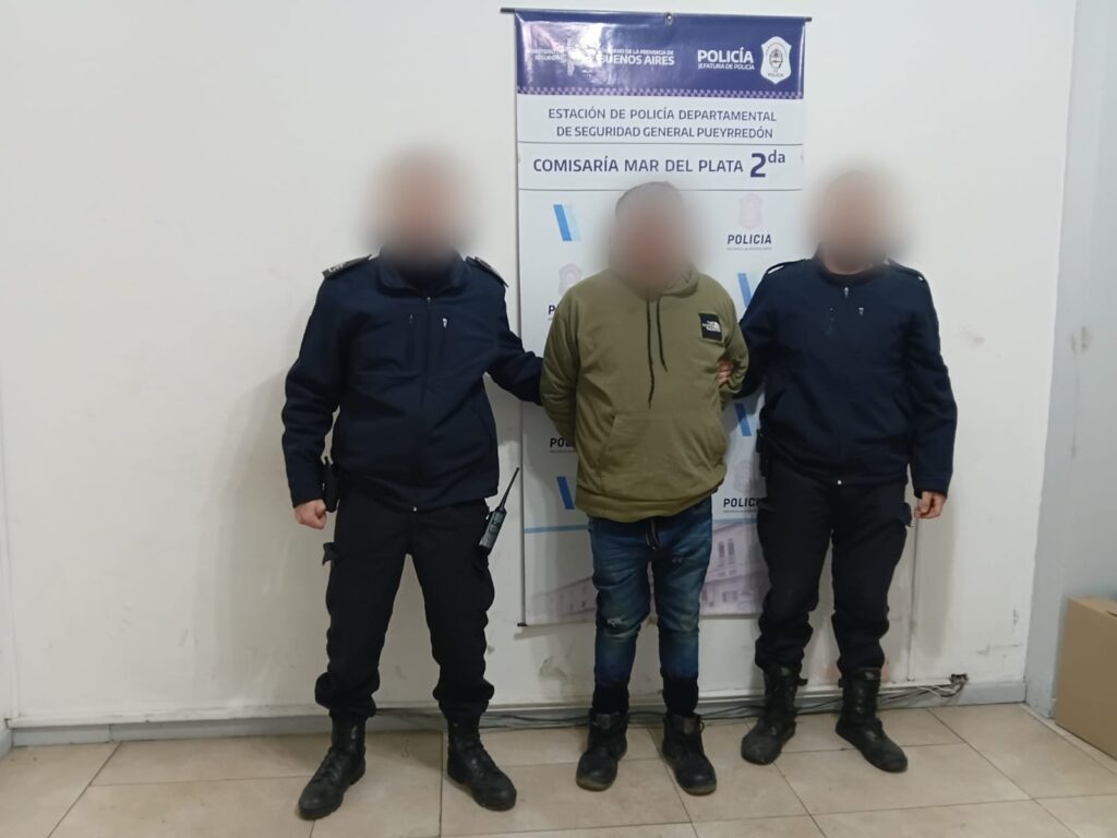 Madrugada de terror: alcoholizado agredió a su pareja, a la policía y destrozó la habitación de un hotel