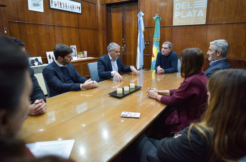 El Municipio firmó un importante convenio con Camuzzi y Conciencia para fortalecer la formación profesional