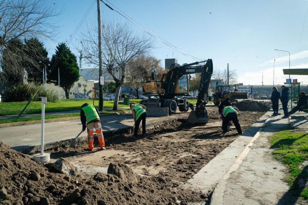 Avanza el plan de mejoras viales en el Puerto de Mar del Plata con restricciones temporales de circulación