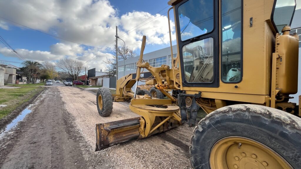 Realizaron el mantenimiento y repaso de 400 calles de granza en 30 días