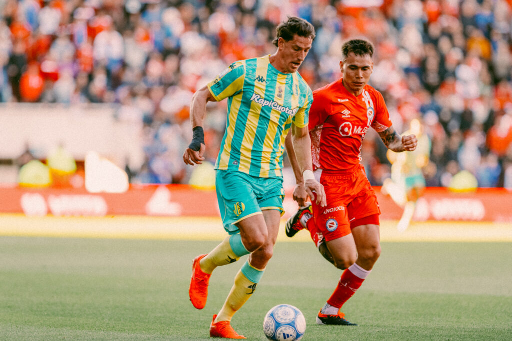 No levanta cabeza: Aldosivi perdió con el puntero y complica su situación