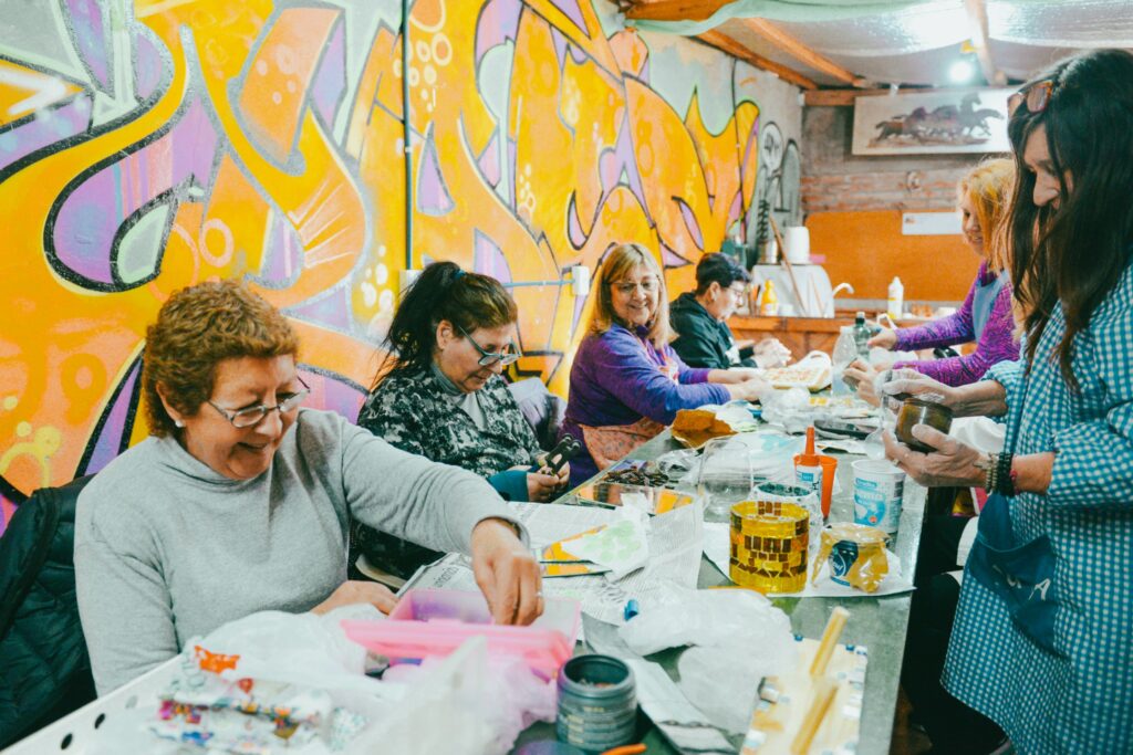 Presentan nuevas propuestas y actividades en los centros gerontológicos municipales