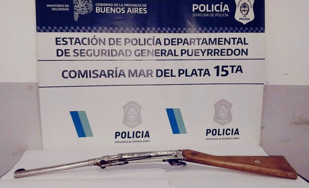 Lo denunciaron por amenazas de muerte en la vía pública y le secuestraron un rifle