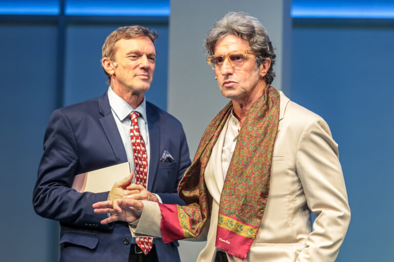 Pereti y D’Elia llegan a Mar del Plata con «El jefe del jefe»