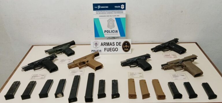 De película: los allanaron y les secuestraron armas y más de tres mil municiones