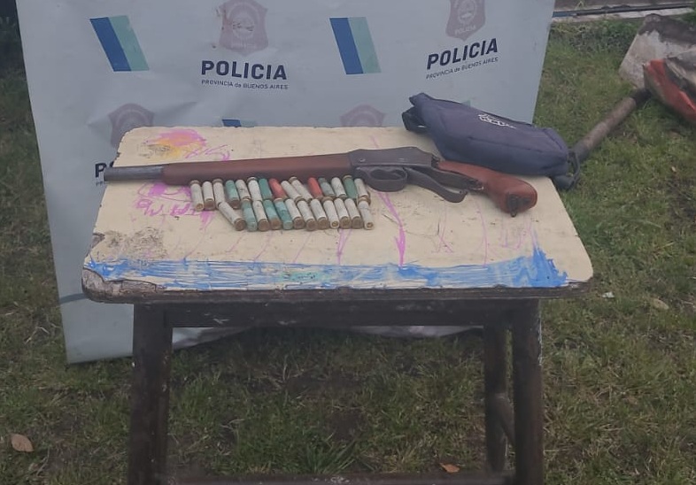 Lo citaron engañado, lo golpearon, le robaron y días después asaltaron su taller: tres aprehendidos