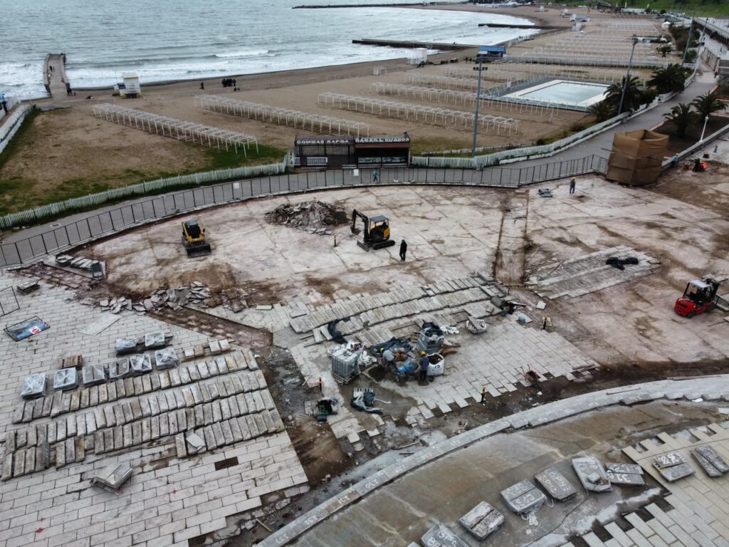 Katopodis pasó por Mar del Plata para supervisar las obras de renovación integral de la Rambla